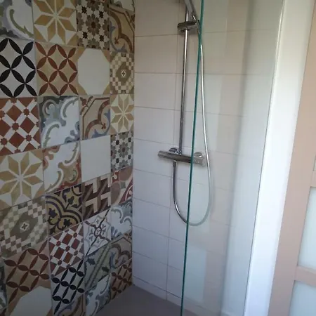 Rez De Jardin Pres Riells