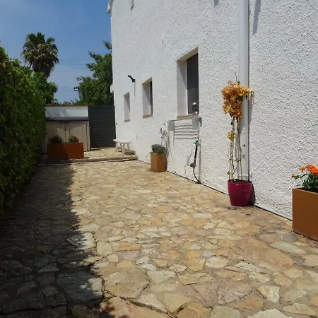 Holiday home Rez De Jardin Pres Riells *